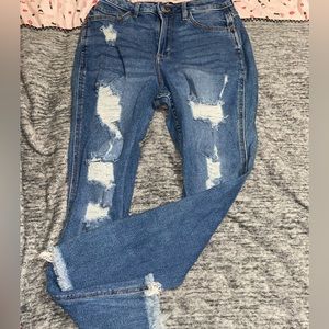Hollister Distressed Jesns